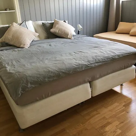 2-roms 5 Min Fra Sentrum Apartment *